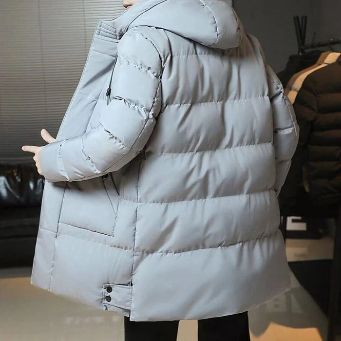 Sobretudo Masculino Puffer em Lã Montelezzi ML215, com enchimento puffer, lã premium e design contemporâneo, perfeito para o frio e ocasiões urbanas.