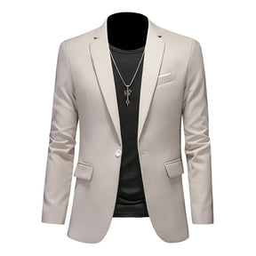 Blazer Masculino Montelezzi ML193, com corte ajustado e detalhes sofisticados, ideal para ocasiões formais e sociais.