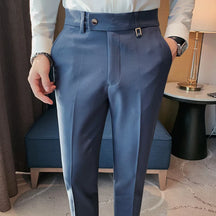 Calça de Alfaiataria Masculina Montelezzi ML201, com corte slim, tecido premium e acabamento refinado, perfeita para ocasiões formais e profissionais.