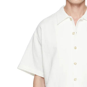 Camisa Linho Oversized Masculina Montelezzi ML345, tecido leve e respirável, modelagem ampla, tecnologia anti amassado e design moderno para máximo conforto.