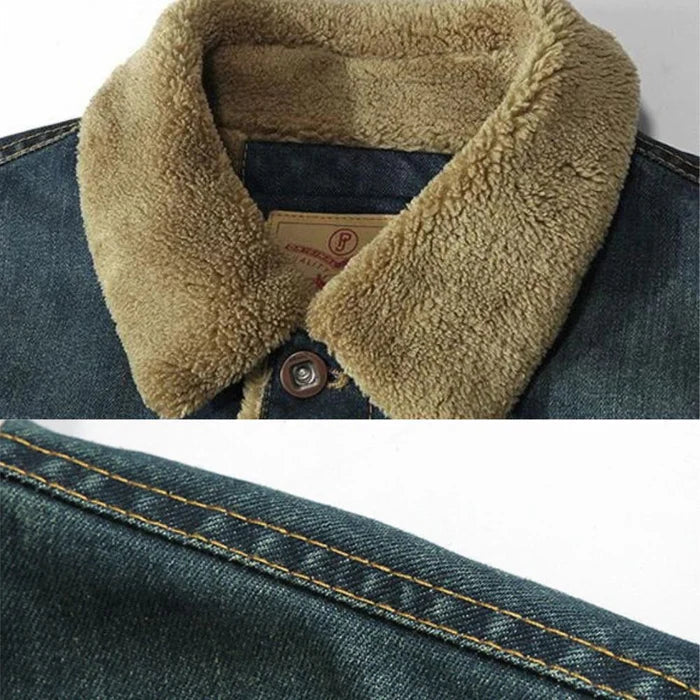 Jaqueta Jeans Masculina Acolchoada Montelezzi ML136, confeccionada em jeans premium, com forro acolchoado, modelagem ajustada e design versátil para diversas ocasiões.