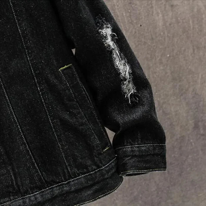 Jaqueta Jeans Masculina Montelezzi ML138, confeccionada em jeans premium, com modelagem moderna, acabamento refinado e estilo StreetWear para um visual autêntico.