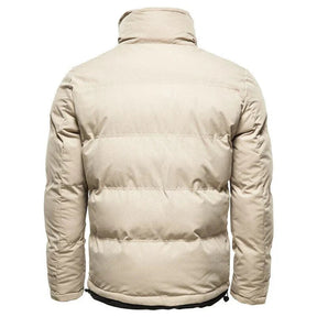 Jaqueta Masculina Puffer Forrada em Lã Montelezzi ML118, com forro térmico, modelagem ajustada e capuz integrado para maior proteção contra o frio.