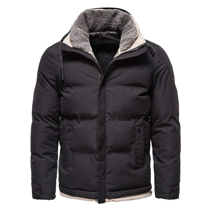 Jaqueta Masculina Puffer Forrada em Lã Montelezzi ML118, com forro térmico, modelagem ajustada e capuz integrado para maior proteção contra o frio.