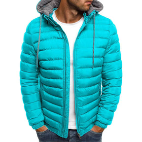 Jaqueta Masculina Puffer Montelezzi ML108, com forro acolchoado, capuz removível e fechamento em zíper para conforto térmico e versatilidade.