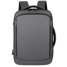 Mochila Executiva Montelezzi ML086 com espaço para notebook 15", material impermeável, alças acolchoadas e porta USB integrada.