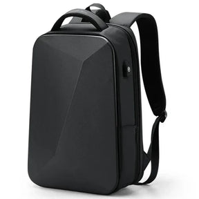 Mochila Executiva Montelezzi ML087 com compartimento para notebook 14", material impermeável, alças ergonômicas e porta USB para mais praticidade.