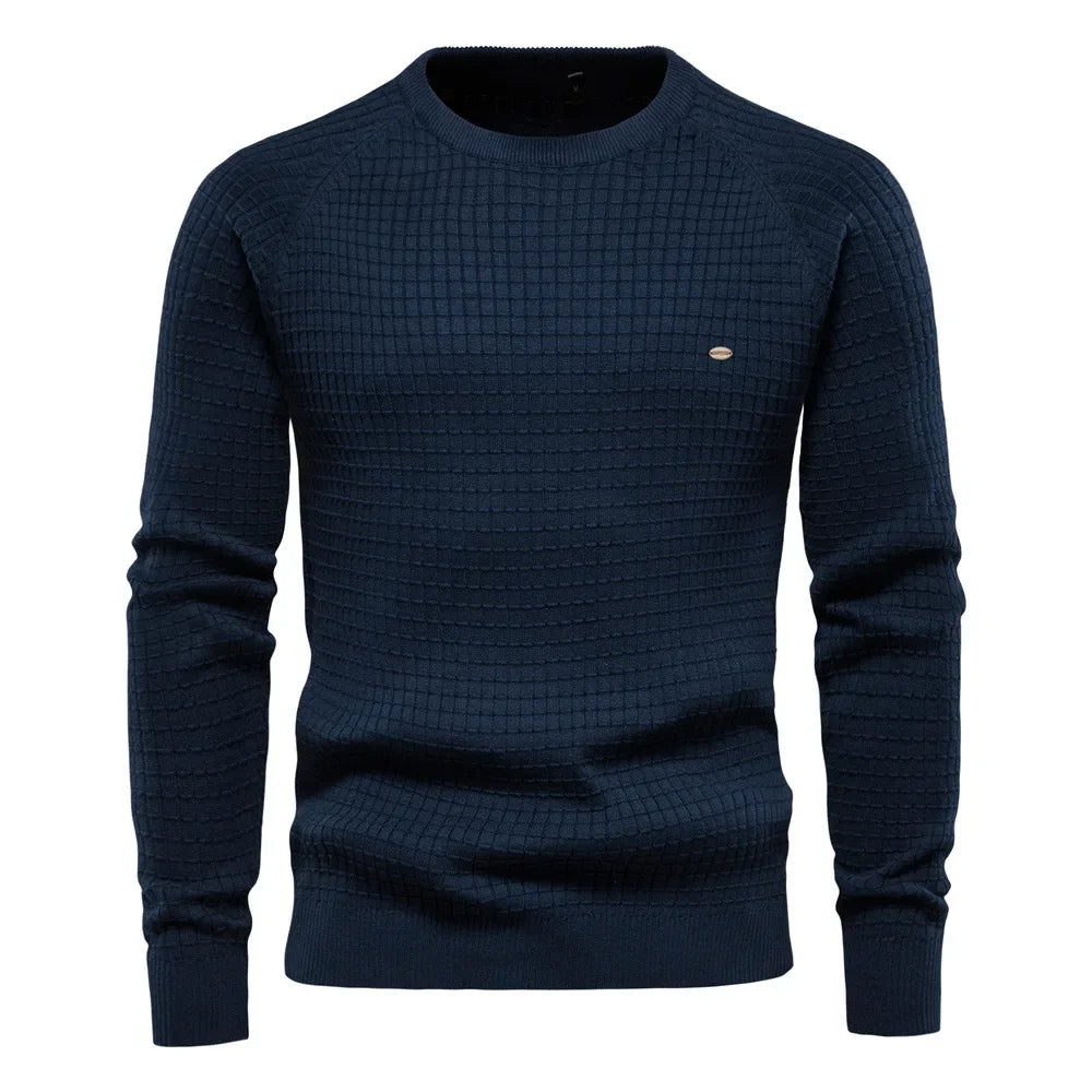 Suéter Masculino Montelezzi ML171, com modelagem clássica e tecido premium, perfeito para looks casuais e formais no inverno.